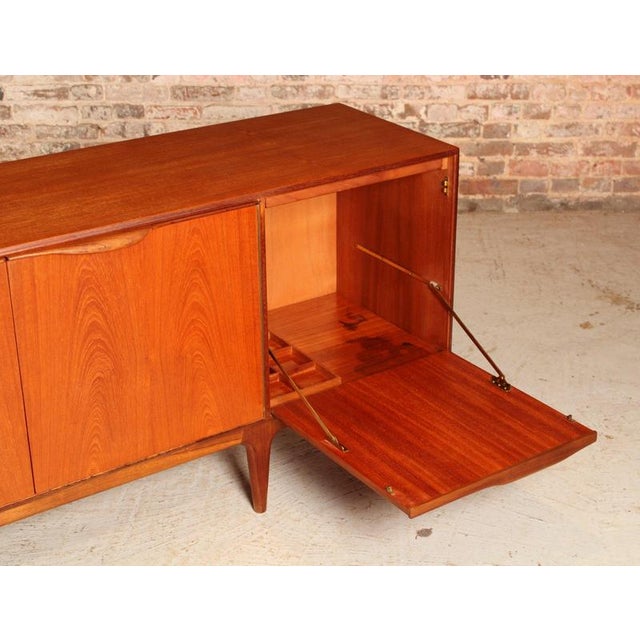 Wood Mid-Century Dunvegan Sideboard in Teak from McIntosh, 1960s For Sale - Image 7 of 17