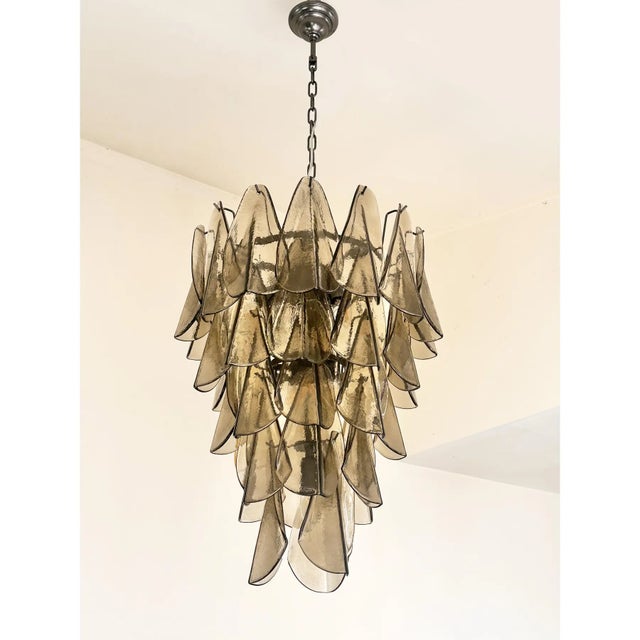 Black Modern Venetian “Rondini” Chandelier – Smoked Fumè Murano Glass Cascade For Sale - Image 8 of 9