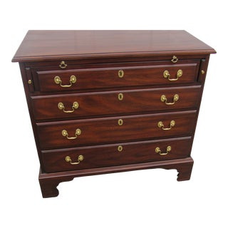 1980s Henkel Harris Bachelors Chest Four Drawer Mahogany For Sale