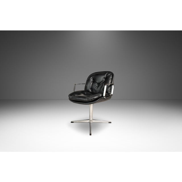 Mid-Century Modern High-Stance Office Chair in Chrome and Vinyl After Charles Pollock, Usa, C. 1960's For Sale - Image 15 of 18