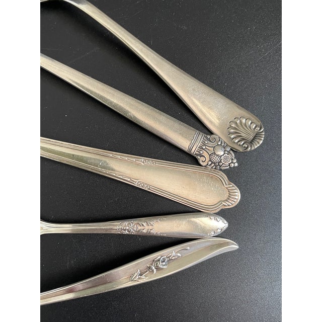 International Silver Antique Mixed Silverplate Flatware Serving Pieces - Lot of 5 For Sale - Image 4 of 7