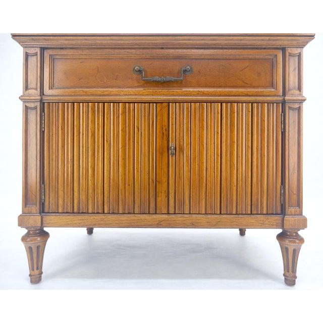 Baker One Drawer 2 Doors End Table Night Stand MINT! For Sale - Image 6 of 8