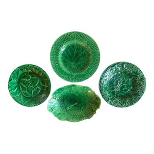 English Majolica Plates and Bread Platter- Set of 4