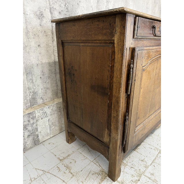 Oak Dresser or Buffet Sideboard Cupboard, 20th Century For Sale - Image 9 of 14