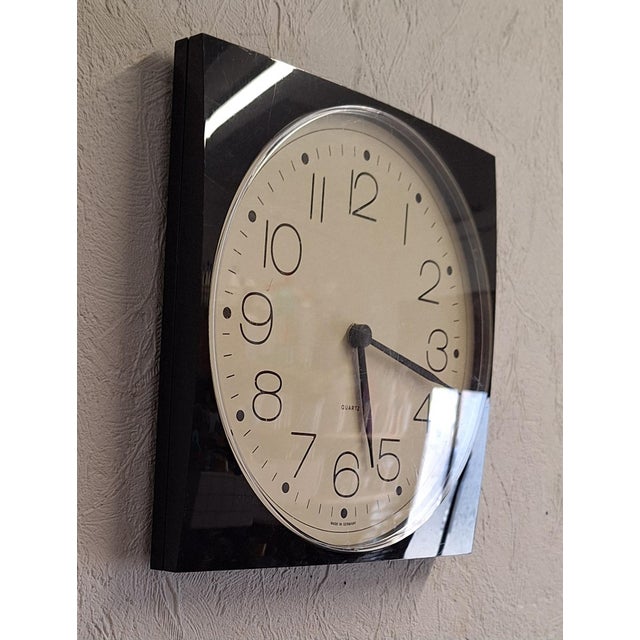 Vintage German Wall Clock, 1980s, in Very Good conditions. Designed 1980 to 1989