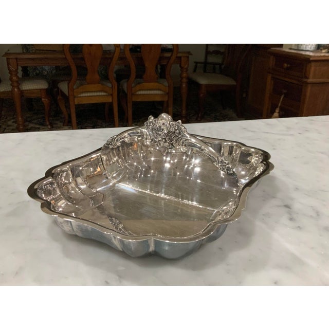 1940s Lunt Silverplate Two‑Compartment Serving Dish v-38, 12” × 9”, Heavy Ornate Floral Divider - Entertaining, Barcart, Palm Beach Regency - See Pics! For Sale - Image 5 of 8