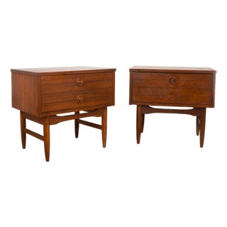 1960s Pair Mid-Century Dark Walnut End Tables Nightstands, 2 Pieces For Sale