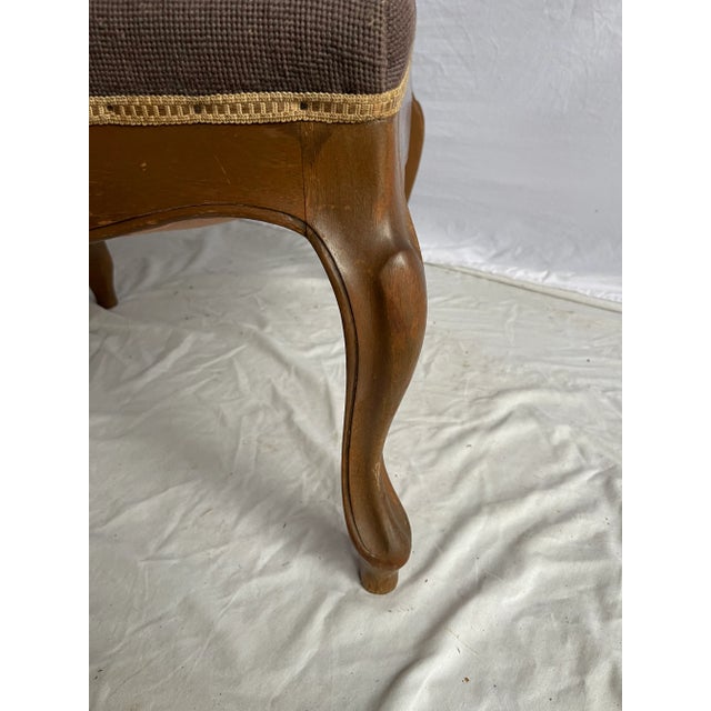 Early 20th Century Victorian Floral Needlepoint Parlor Stool For Sale In Buffalo - Image 6 of 12