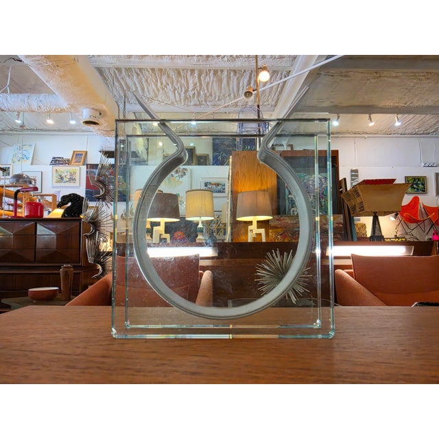 1990s Vintage Peter Hewitt MoMA Square Ribbon Vase Glass Anodized Aluminum For Sale - Image 5 of 16