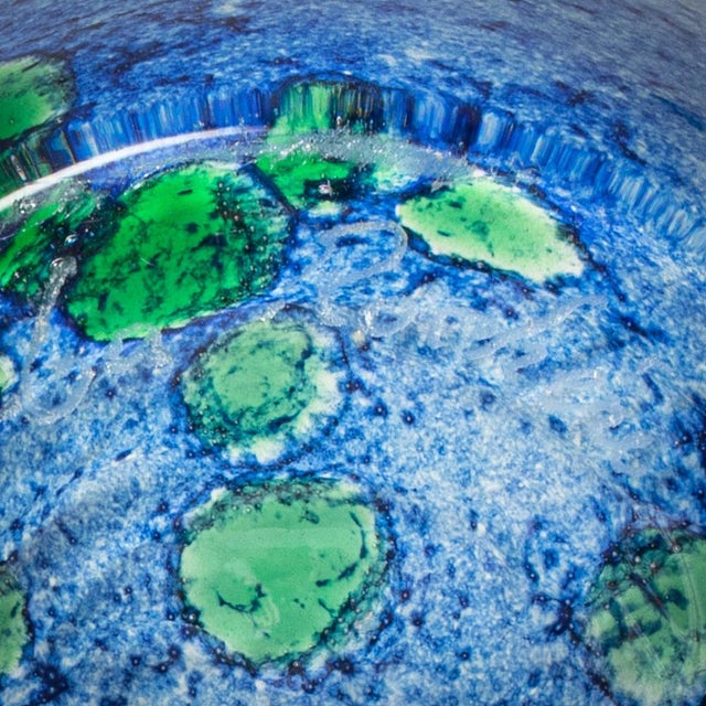 French Blue and Green Mouth-Blown Cased Art Glass Vase from La Rochère, 1960s For Sale - Image 13 of 17