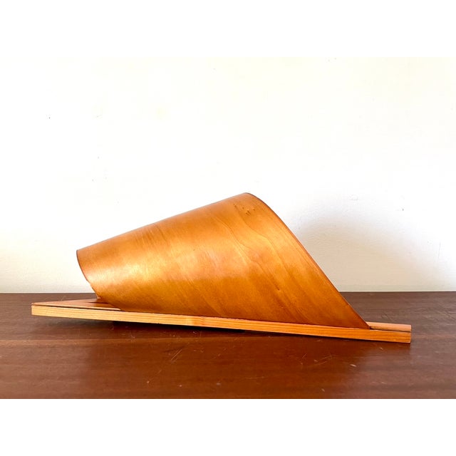 1960s Wood Veneer Leaf Wall Sconce, 1980 For Sale - Image 5 of 11
