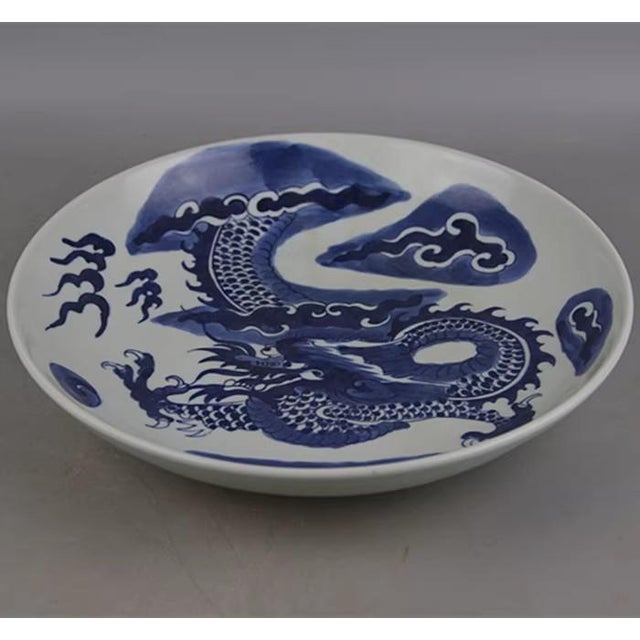 This is a decorative plate, inspired by the exquisite patterns of Japan's Edo period. It has a diameter of 10 inches and a...