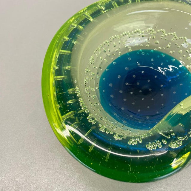 1970s Large Murano Glass Bubble Yellow Bowl, Italy, 1970s For Sale - Image 5 of 18