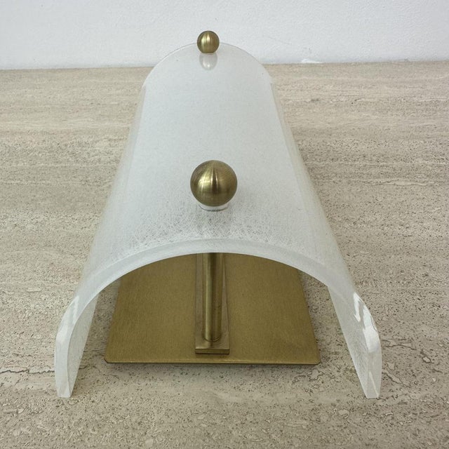 1970s Vintage Acrylic and Brass Wall Lamp, 1970s For Sale - Image 5 of 17