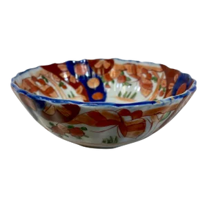 Antique Imari Bowl Hand Painted With Butterflies, Fruit and Floral Arrangements - Circa 1890