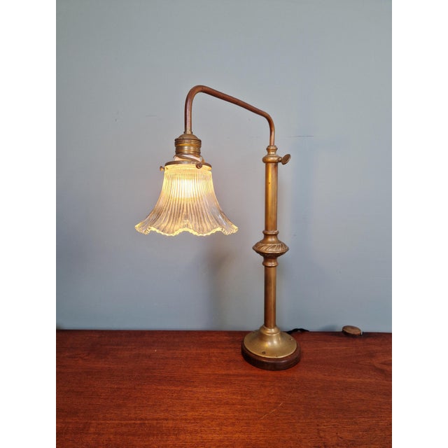 1930s Large Brass, Wood, and Clear Fluted Glass Desk Lamp, 1930s For Sale - Image 5 of 16