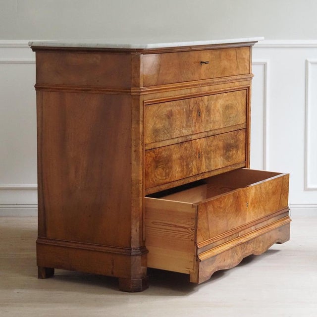 Antique French Walnut Chest of Drawers with White Marble Top, 1850, Louis-Philippe Style For Sale - Image 10 of 18