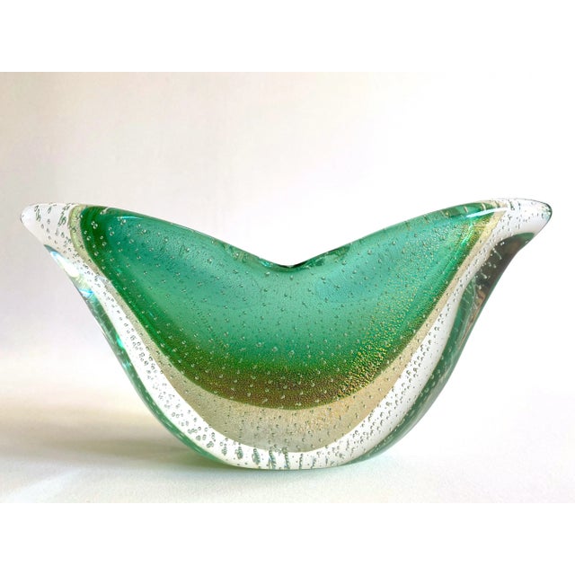 Barovier & Toso Mid Century Modernist Murano Art Glass Pistachio Green Gold Leaf Fleck Bullicante Winged Crescent Sommerso Bowl Vase For Sale - Image 11 of 13