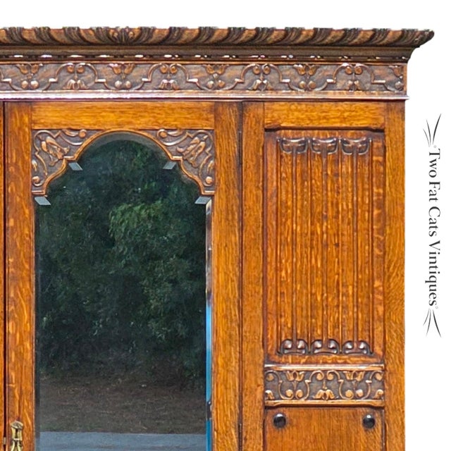 Antique Victorian Oak Wardrobe | Armoire | 3-Piece Knockdown | Beveled Mirror | Key | 19th Century For Sale - Image 13 of 18