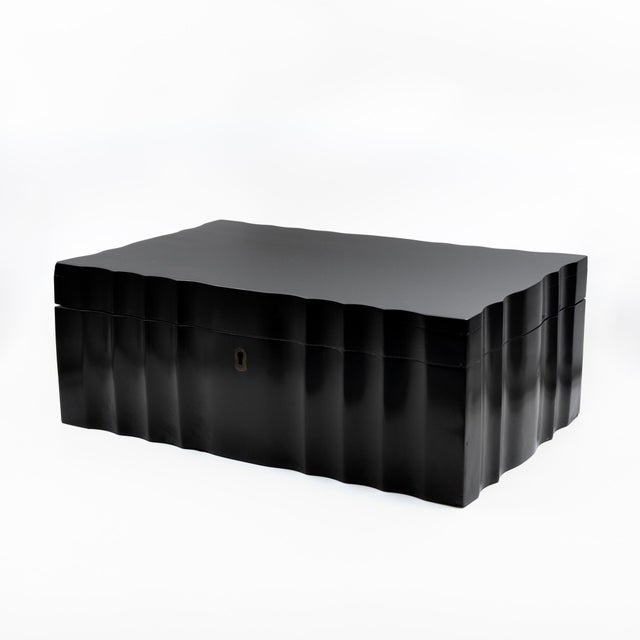 English Large Scale Serpentine Ebony Box Anglo-Indian, Circa 1840 For Sale - Image 3 of 8