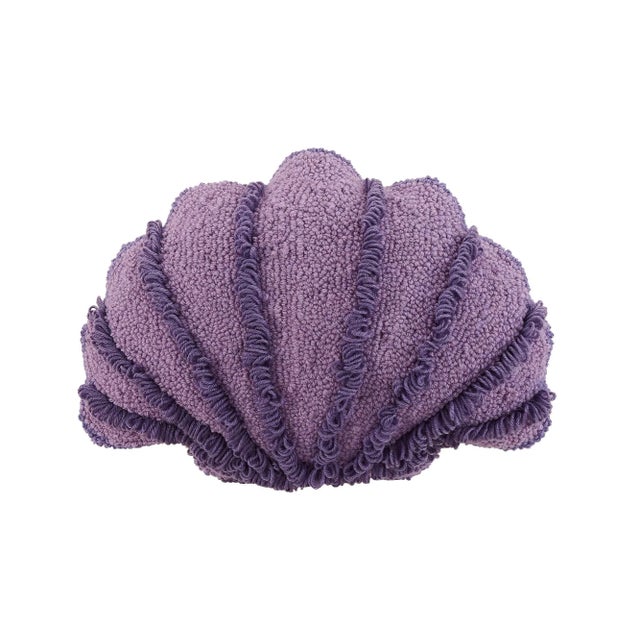 100% wool hooked pillow 100% velvet backing Includes polyester insert Blown in fill 12X16" throw pillow