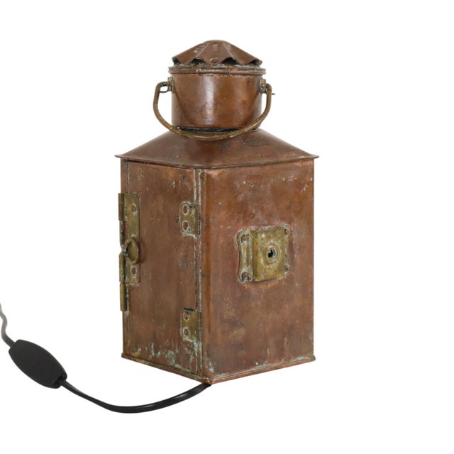 Small DHR Port-Side Maritime Ships Lamp in Copper For Sale - Image 5 of 17