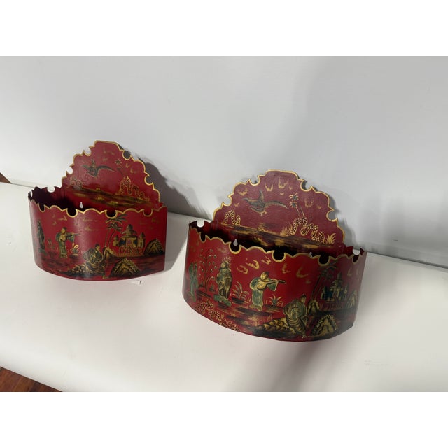 Pair of Chinese Export Style Painted Tole Wall Pockets, Italian Mid Century For Sale - Image 9 of 9