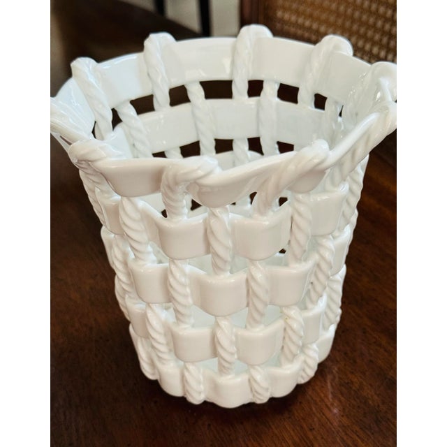 Late 20th Century Italian White Basket Weave Bowls and Containers- Set of 3 For Sale - Image 10 of 12