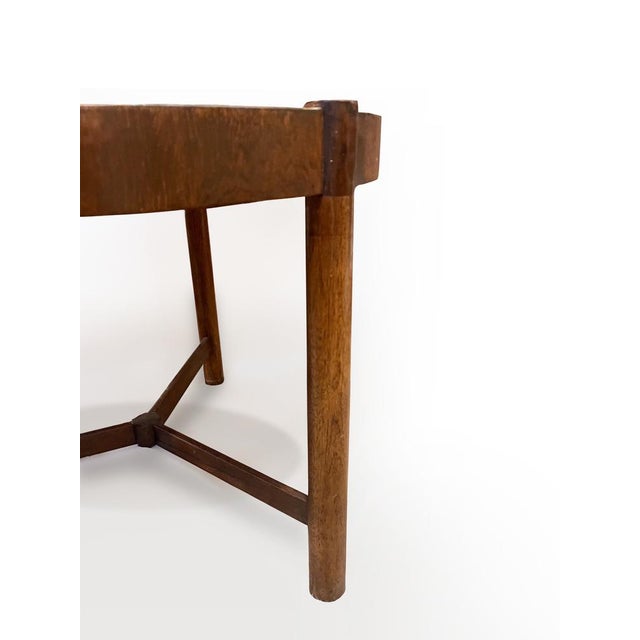 1950s Mid-Century Modern Round Walnut Drum Table in the style of Dunbar, 1950 For Sale - Image 5 of 10