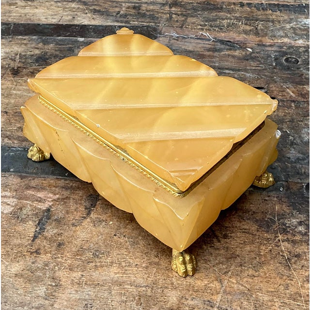 Mid 20th Century Vintage Quilted Onyx Box For Sale - Image 5 of 12