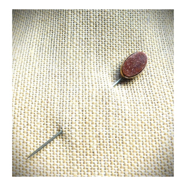 Antique 9k Gold Victorian Goldstone Oval Stickpin, Lapel Pin For Sale