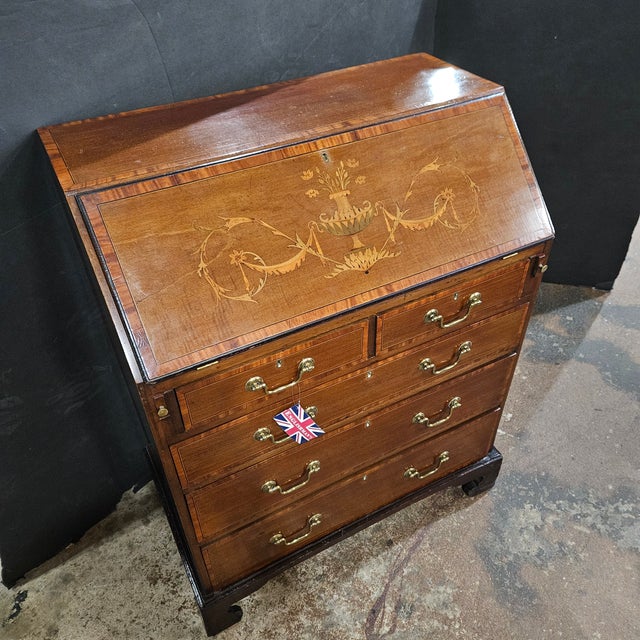Late 19th Century Edwardian Urn & Swag Inlaid, Satin Banded, Mahogany 5 Drawer Bureau on Bracket Feet For Sale In Atlanta - Image 6 of 18