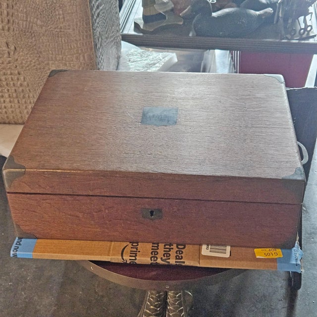 Wood Early 20th Century Edwardian Necessaire in Wood Chest For Sale - Image 7 of 9