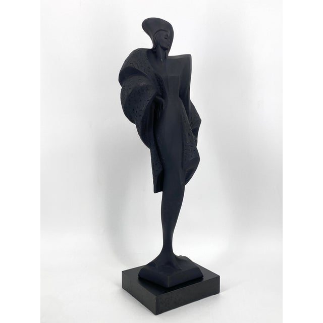 Postmodern Art Deco Style Fifth Avenue Sculpture by Alexander Danel for Austin Productions, USA, 1989 For Sale - Image 3 of 11
