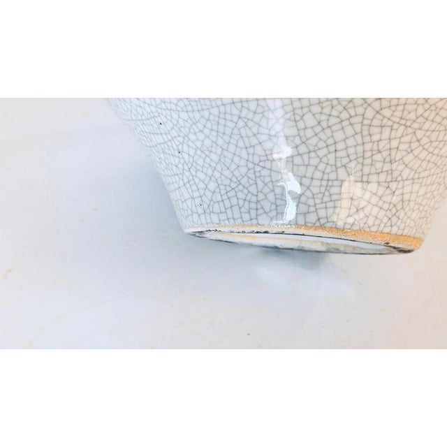 Ceramic French Art Deco White Crackled Ceramic Vase, 1940s For Sale - Image 7 of 12