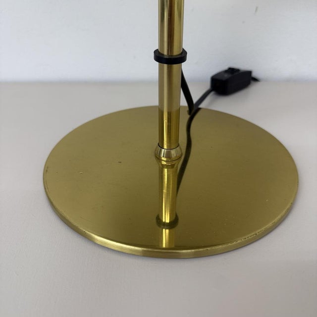 Vintage Mushroom Table Lamp with Gold Metal Base, 1970s For Sale - Image 4 of 18