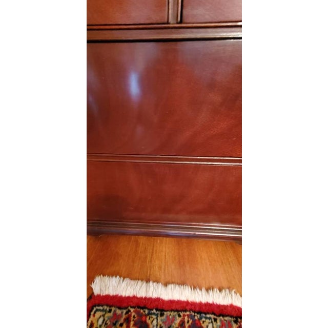 Vintage Mahogany China Cabinet / Hutch, With Glass Doors and Drawers For Sale In Philadelphia - Image 6 of 6