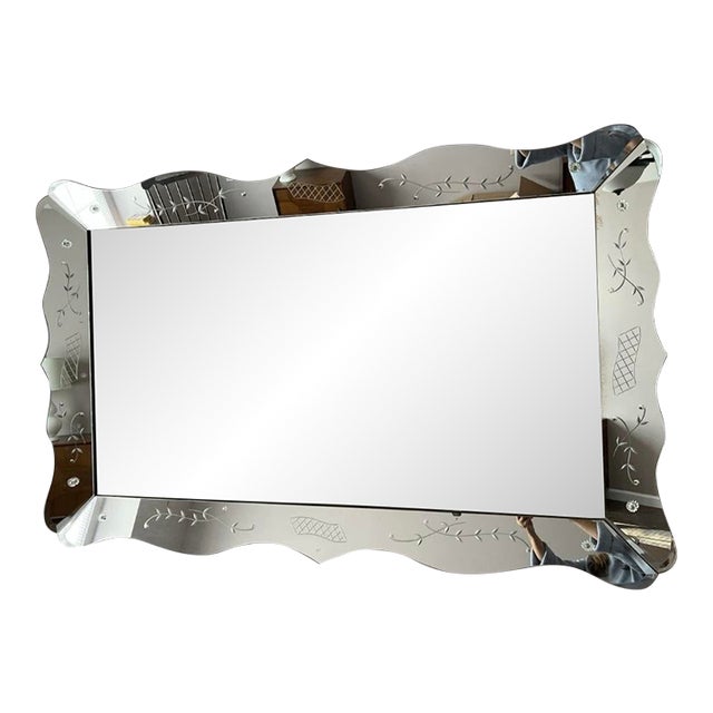 Wonderful Vintage Mid-Century Modern Scalloped Edge Venetian Italian Wall Mirror For Sale