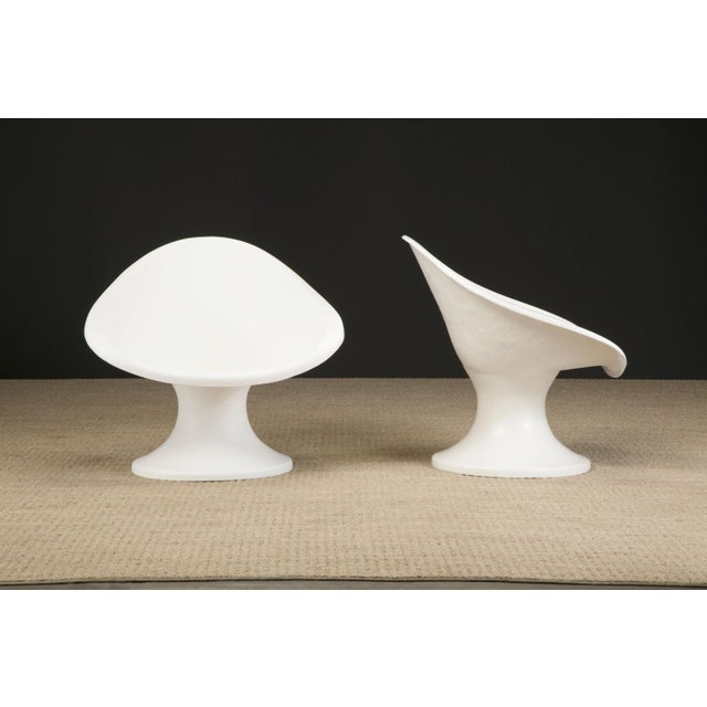 Percival Lafer Brazilian Modern Fiberglass Lounge Chairs, circa 1960s - A Pair For Sale - Image 4 of 12