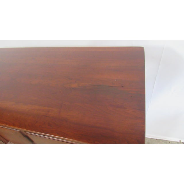 Lexington Furniture Lexington Plantation Chest of Drawers Dresser Designer For Sale - Image 4 of 11