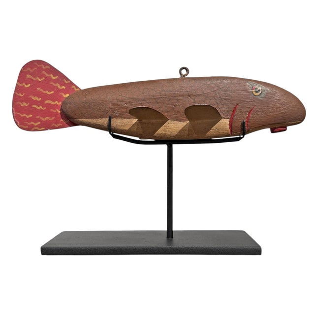 Green Collection of Five Vintage American Fishing Decoys on Custom Mounts For Sale - Image 8 of 15