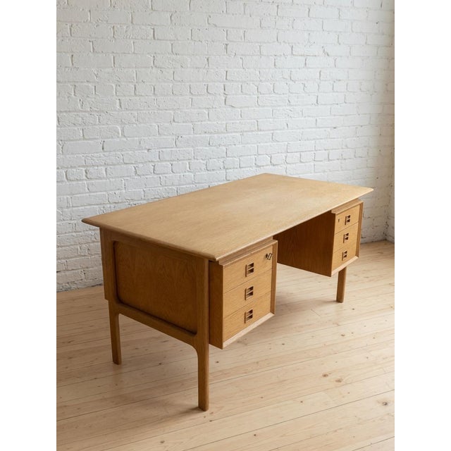 Oak Executive Desk by Arne Vodder for Brouer Møbelfabrik, Denmark, 1960s For Sale - Image 6 of 17