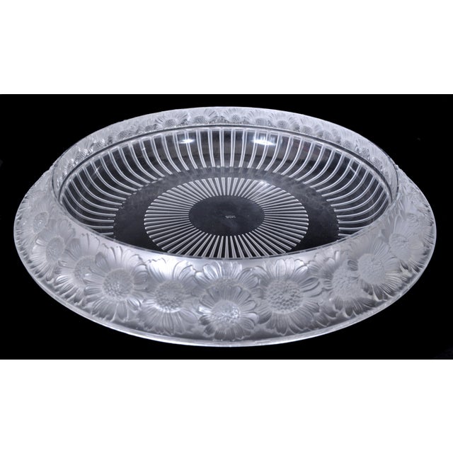 Lalique Antique French Art Deco Large Crystal Glass "Marguerites" Bowl by Lalique, 1930s For Sale - Image 4 of 9