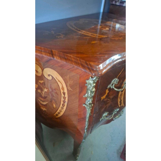 1970s Vintage Louis XV Style Marquetry Commode, 1970 For Sale - Image 5 of 9
