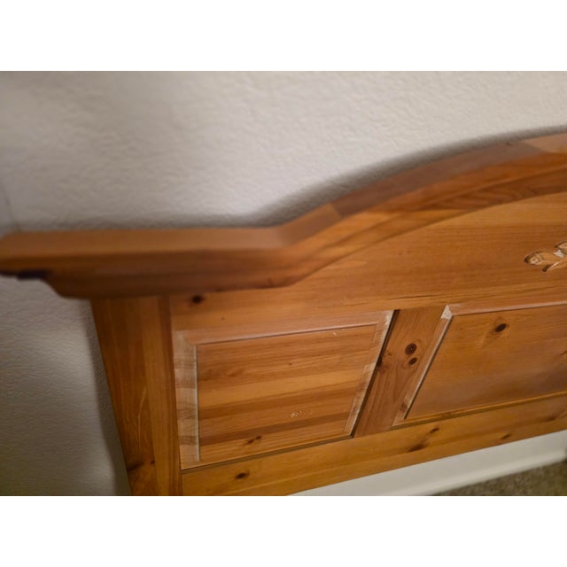 English Vintage Broyhill Fontana Honey Oak Queen Bed | One-Owner | Excellent Condition For Sale - Image 3 of 16