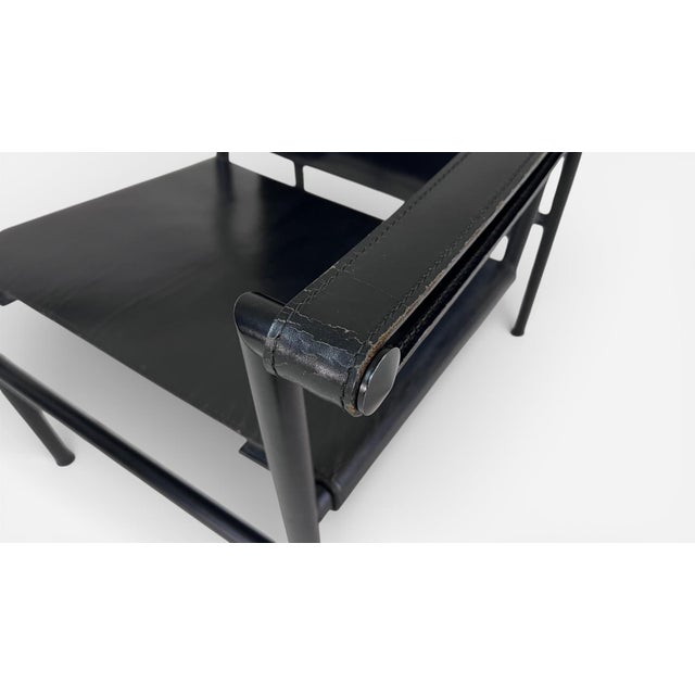 Mid-Century Modern 1990s Lc1 Chairs by Le Corbusier, Pierre Jeanneret, and Charlotte Perriand for Cassina For Sale - Image 3 of 12