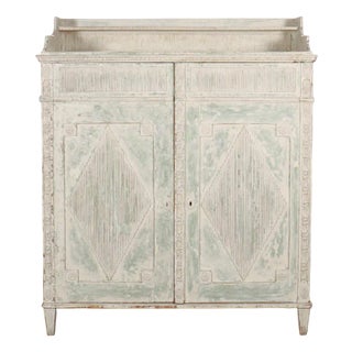 18th Century Swedish Linen Cupboard For Sale
