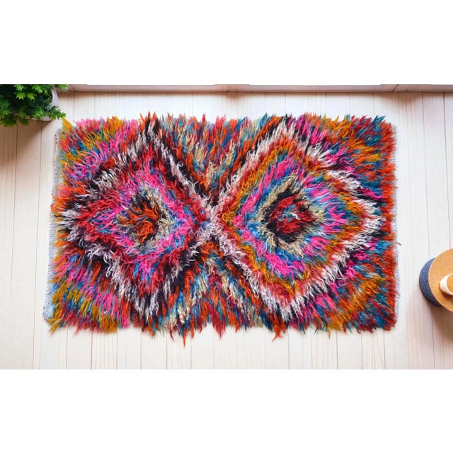 Mid-Century Modern Vintage Hand-Made Shaggy Mohair Wool Tulu Turkish Area Rug- 3′1″ × 5′6″ For Sale - Image 3 of 13