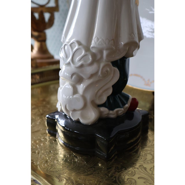Vintage Holland Mold Chinoiserie Emperor Figurine, Signed Mozelle For Sale - Image 14 of 17
