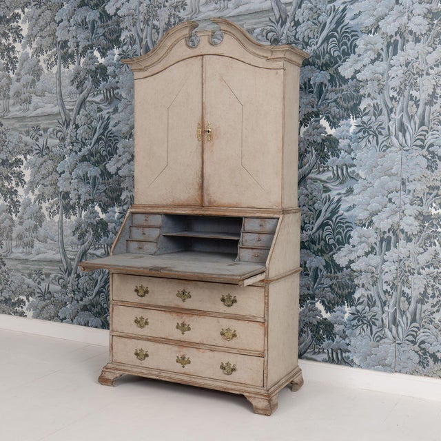 18th C. Swedish Gustavian Period Gray Painted Secretary With Library For Sale - Image 16 of 18